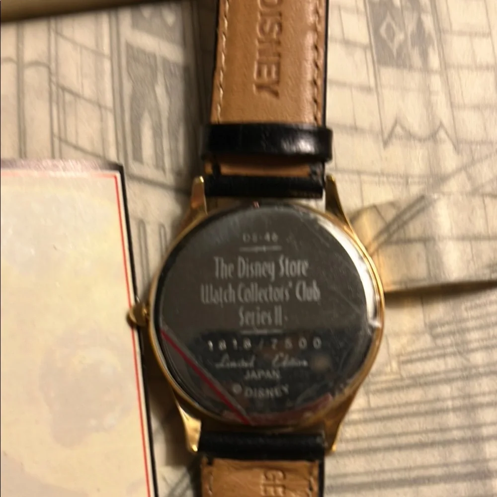 Disney Sleeping Beauty Limited Edition Watch - Picture 9 of 13